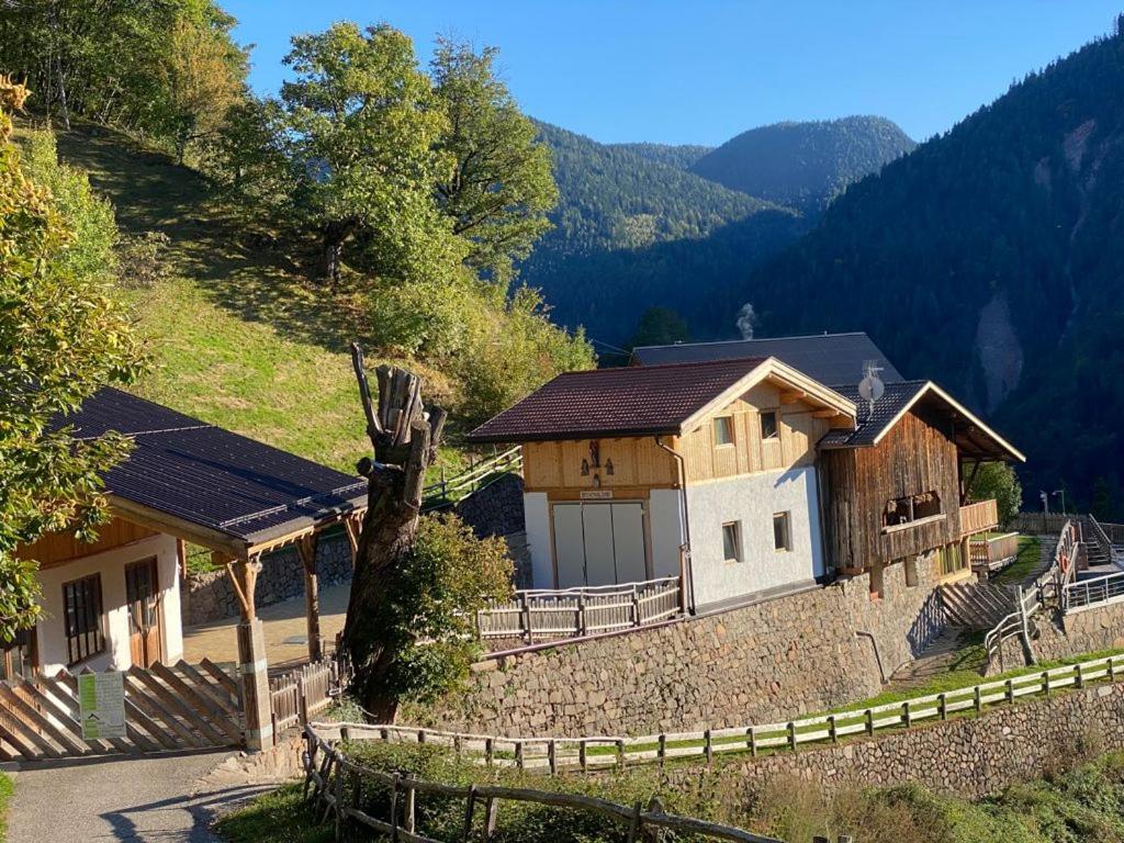 Brentwaldhof Appartements Cornedo all'Isarco Екстер'єр фото